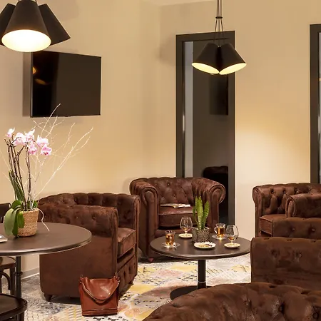Logis Les Murets Restaurant Hotel 3*