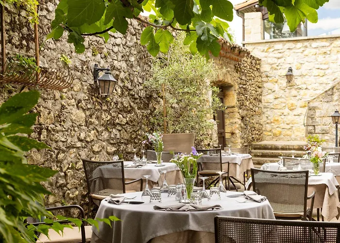 Hotel Logis Les Murets Restaurant 3*