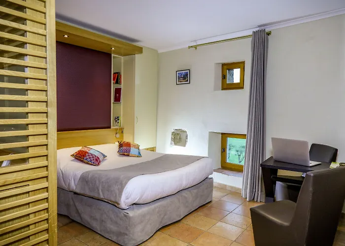 Logis Les Murets Restaurant 3* Chandolas