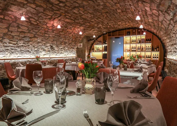 Logis Les Murets Restaurant