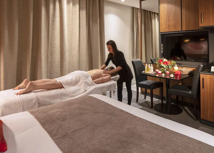 Hotel Logis Les Murets Restaurant 3*