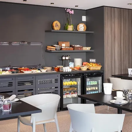 Logis Les Murets Restaurant Hotel
