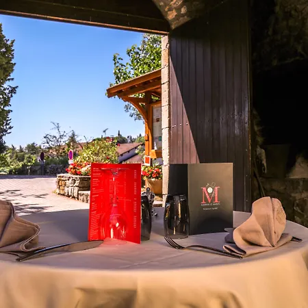 Logis Les Murets Restaurant Hotel