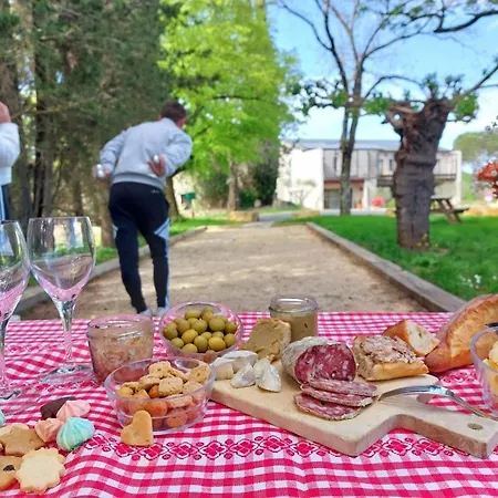 Hotel Logis Les Murets Restaurant Chandolas